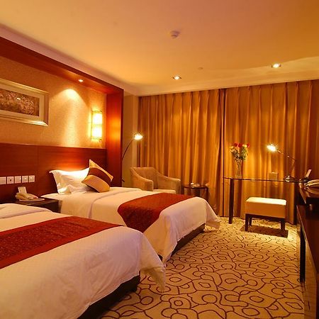 Dynasty International Hotel Куньмін Номер фото