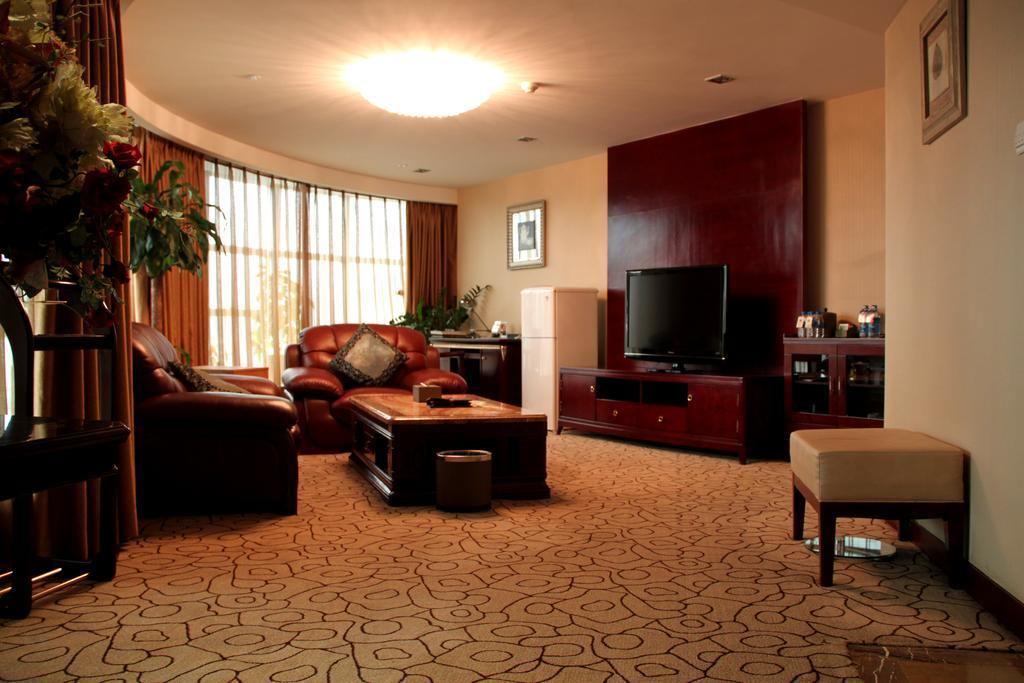 Dynasty International Hotel Куньмін Номер фото