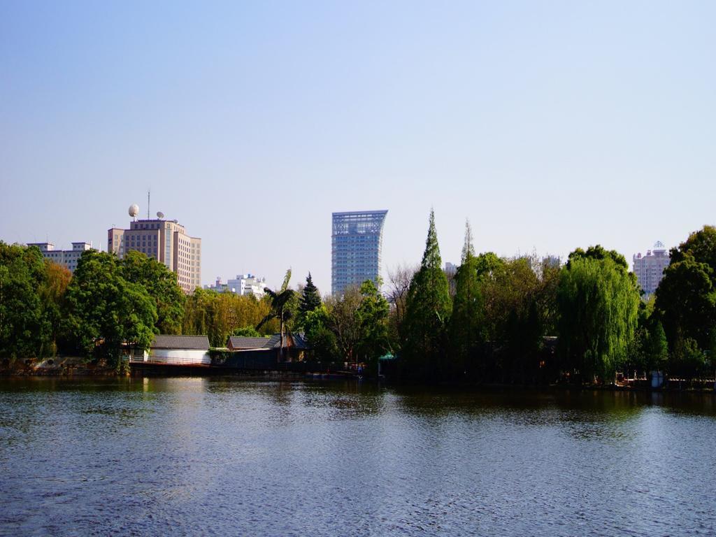 Dynasty International Hotel Куньмін Екстер'єр фото
